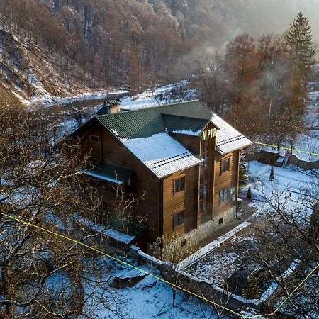 Lodge Mrija Jaremtsje