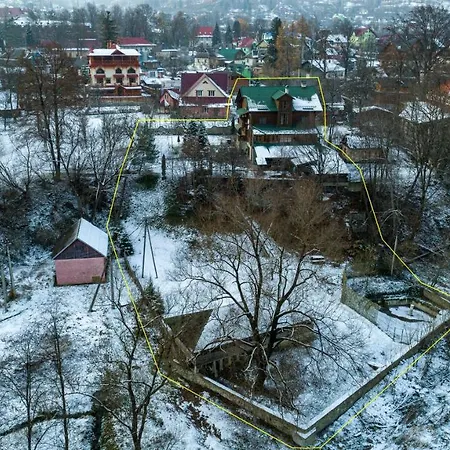 Деревянный коттедж Mrija